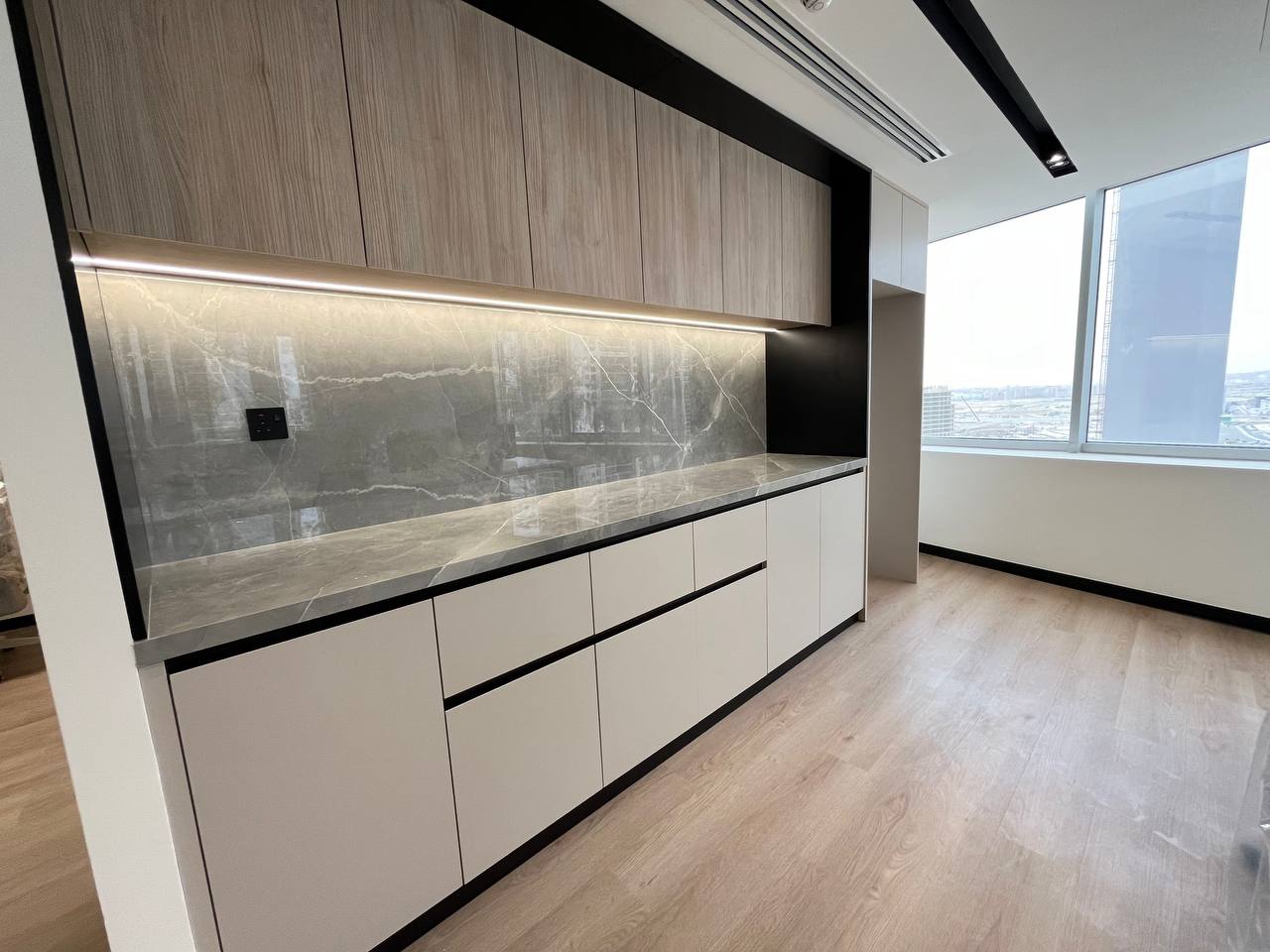 Sale of Office or Possible Office Rental